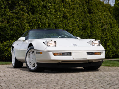 386-Mile 1988 Chevrolet Corvette 35th Anniversary Photo Gallery — Photo 1