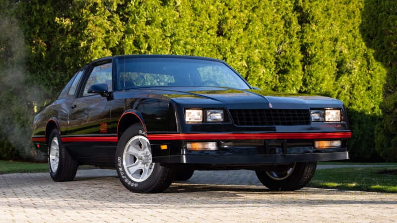 745-Mile 1987 Chevrolet Monte Carlo SS AEROCOUPE