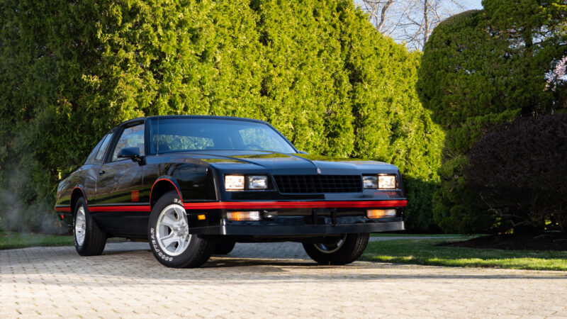 745-Mile 1987 Chevrolet Monte Carlo SS AEROCOUPE