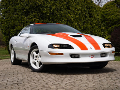 2K-Mile 1997 Chevrolet Camaro SS Coupe LT4 6 Speed Photo Gallery — Photo 14
