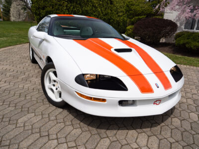 2K-Mile 1997 Chevrolet Camaro SS Coupe LT4 6 Speed Photo Gallery — Photo 15