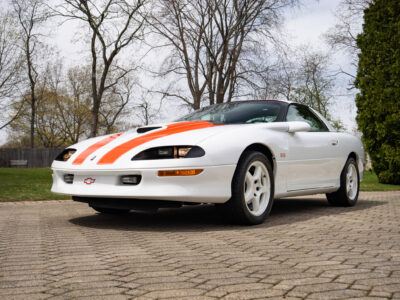 2K-Mile 1997 Chevrolet Camaro SS Coupe LT4 6 Speed Photo Gallery — Photo 19