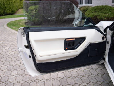 386-Mile 1988 Chevrolet Corvette 35th Anniversary Photo Gallery — Photo 115