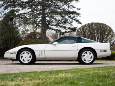 386-Mile 1988 Chevrolet Corvette 35th Anniversary Photo Gallery — Photo 26