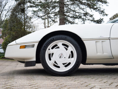386-Mile 1988 Chevrolet Corvette 35th Anniversary Photo Gallery — Photo 28