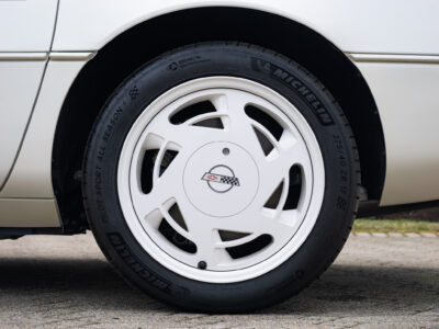 386-Mile 1988 Chevrolet Corvette 35th Anniversary Photo Gallery — Photo 29