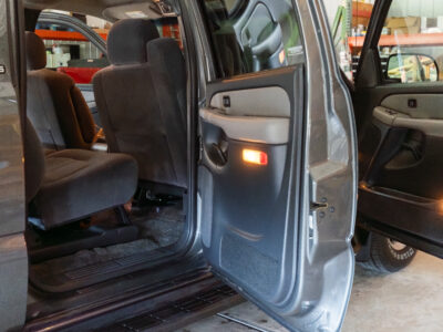 13K-Mile 2002 Chevrolet Suburban 1500 4X4 Photo Gallery — Photo 71
