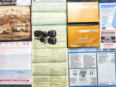13K-Mile 2002 Chevrolet Suburban 1500 4X4 Photo Gallery — Photo 87