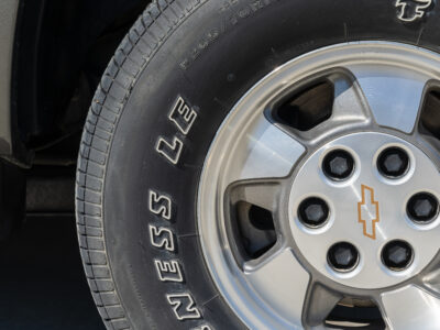 13K-Mile 2002 Chevrolet Suburban 1500 4X4 Photo Gallery — Photo 22
