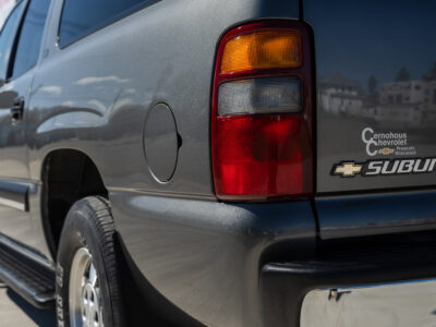 13K-Mile 2002 Chevrolet Suburban 1500 4X4 Photo Gallery — Photo 7