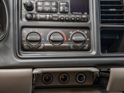 13K-Mile 2002 Chevrolet Suburban 1500 4X4 Photo Gallery — Photo 56