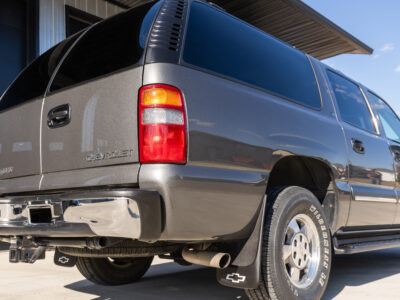 13K-Mile 2002 Chevrolet Suburban 1500 4X4 Photo Gallery — Photo 6