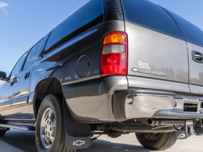 13K-Mile 2002 Chevrolet Suburban 1500 4X4 Photo Gallery — Photo 8