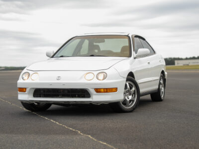 58K-Mile 2000 Acura INTEGRA GSR Sedan 5 Speed Manual Photo Gallery — Photo 2