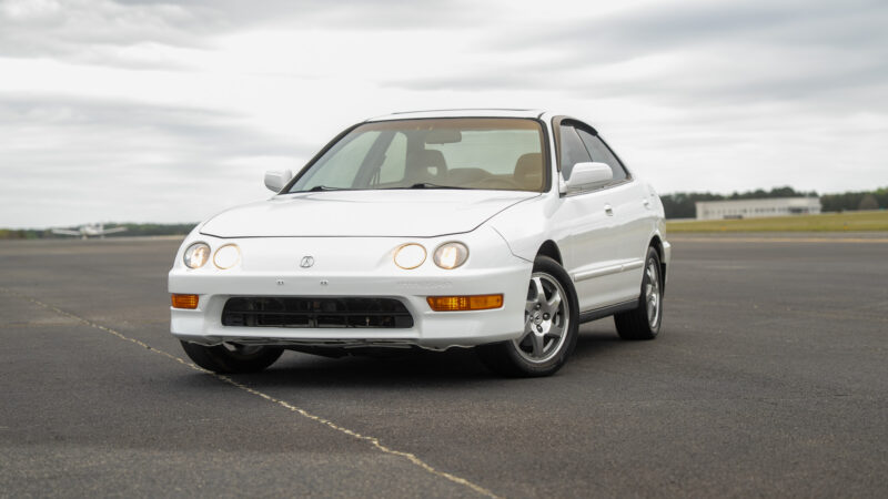 58K-Mile 2000 Acura INTEGRA GSR Sedan 5 Speed Manual