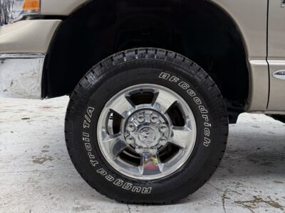 7K-Mile 2005 Dodge Ram 2500 Laramie 4X4 Cummins 6 Speed Photo Gallery — Photo 58