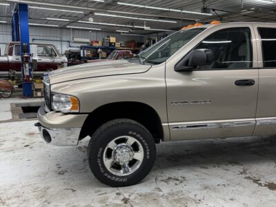 7K-Mile 2005 Dodge Ram 2500 Laramie 4X4 Cummins 6 Speed Photo Gallery — Photo 30