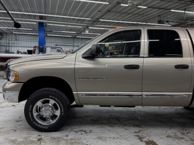 7K-Mile 2005 Dodge Ram 2500 Laramie 4X4 Cummins 6 Speed Photo Gallery — Photo 31