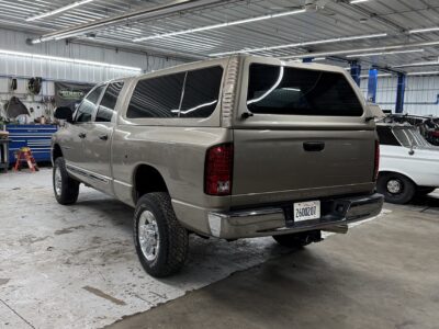7K-Mile 2005 Dodge Ram 2500 Laramie 4X4 Cummins 6 Speed Photo Gallery — Photo 41