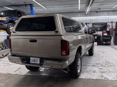 7K-Mile 2005 Dodge Ram 2500 Laramie 4X4 Cummins 6 Speed Photo Gallery — Photo 45