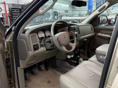 7K-Mile 2005 Dodge Ram 2500 Laramie 4X4 Cummins 6 Speed Photo Gallery — Photo 61