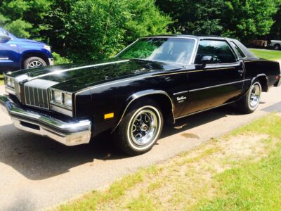3K-Mile 1977 Oldsmobile Cutlass Supreme Brougham Photo Gallery — Photo 211