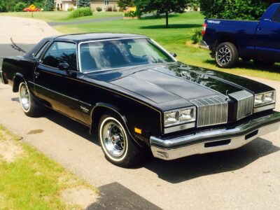 3K-Mile 1977 Oldsmobile Cutlass Supreme Brougham Photo Gallery — Photo 210