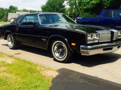 3K-Mile 1977 Oldsmobile Cutlass Supreme Brougham Photo Gallery — Photo 205