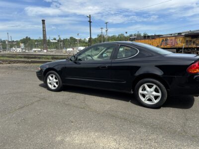 48K-Mile 1999 Oldsmobile Alero GL Coupe Photo Gallery — Photo 44
