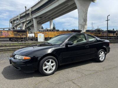 48K-Mile 1999 Oldsmobile Alero GL Coupe Photo Gallery — Photo 2