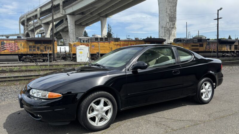 48K-Mile 1999 Oldsmobile Alero GL Coupe