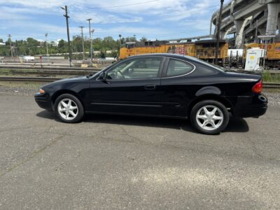 48K-Mile 1999 Oldsmobile Alero GL Coupe Photo Gallery — Photo 43