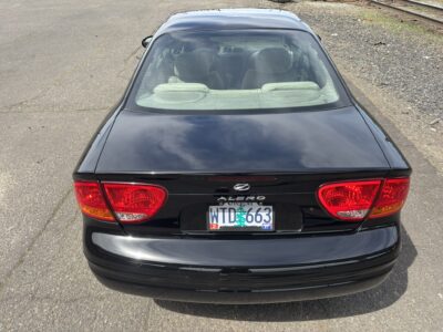 48K-Mile 1999 Oldsmobile Alero GL Coupe Photo Gallery — Photo 11
