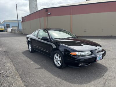 48K-Mile 1999 Oldsmobile Alero GL Coupe Photo Gallery — Photo 22
