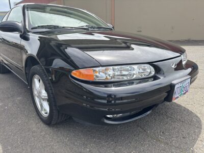 48K-Mile 1999 Oldsmobile Alero GL Coupe Photo Gallery — Photo 25