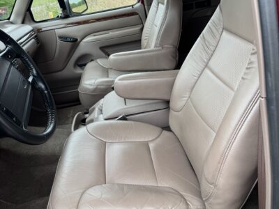 5K-Mile 1996 Ford Bronco Eddie Bauer 5.8L Photo Gallery — Photo 40