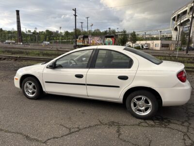 39K-Mile 2004 Dodge Neon ES Photo Gallery — Photo 5