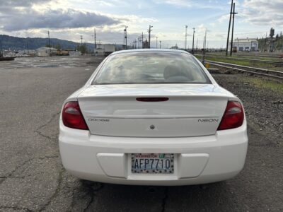 39K-Mile 2004 Dodge Neon ES Photo Gallery — Photo 9