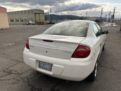 39K-Mile 2004 Dodge Neon ES Photo Gallery — Photo 10