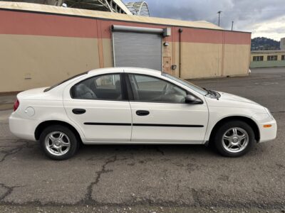 39K-Mile 2004 Dodge Neon ES Photo Gallery — Photo 13