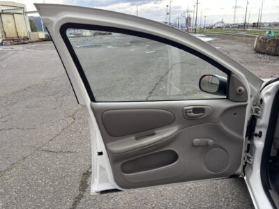 39K-Mile 2004 Dodge Neon ES Photo Gallery — Photo 28