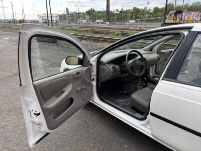 39K-Mile 2004 Dodge Neon ES Photo Gallery — Photo 21