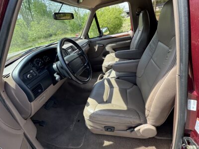 5K-Mile 1996 Ford Bronco Eddie Bauer 5.8L Photo Gallery — Photo 39