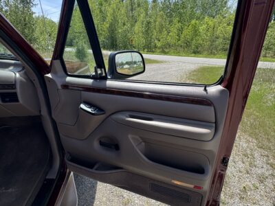 5K-Mile 1996 Ford Bronco Eddie Bauer 5.8L Photo Gallery — Photo 64