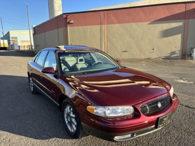 44K-Mile 1998 Buick Regal GS Photo Gallery — Photo 15
