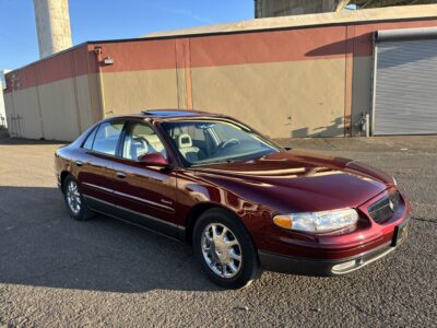 44K-Mile 1998 Buick Regal GS Photo Gallery — Photo 14