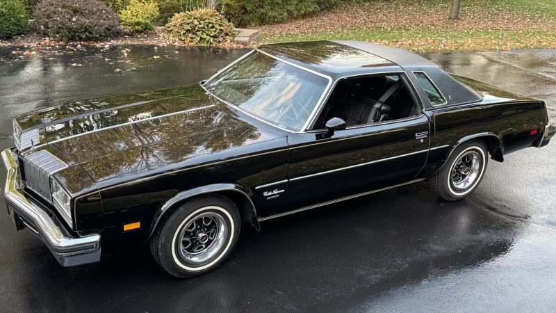 3K-Mile 1977 Oldsmobile Cutlass Supreme Brougham