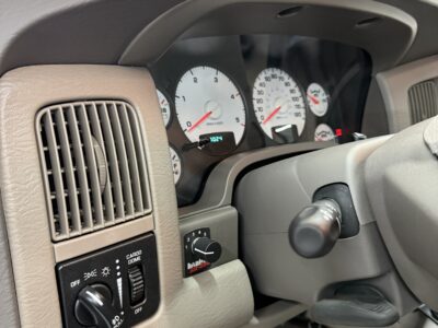 7K-Mile 2005 Dodge Ram 2500 Laramie 4X4 Cummins 6 Speed Photo Gallery — Photo 68