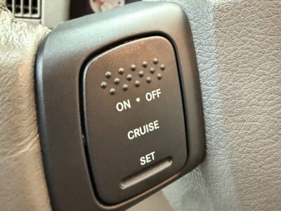 7K-Mile 2005 Dodge Ram 2500 Laramie 4X4 Cummins 6 Speed Photo Gallery — Photo 73