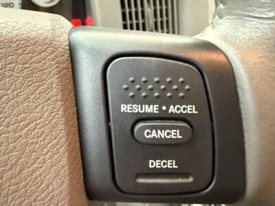 7K-Mile 2005 Dodge Ram 2500 Laramie 4X4 Cummins 6 Speed Photo Gallery — Photo 74